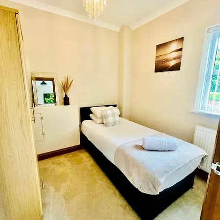 Sycamore With Hot Tub 度假居